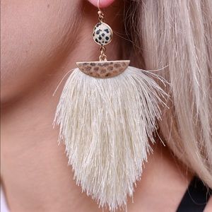 Caroline Hill Statement Earrings NWT Ivory